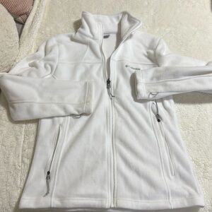 Women’s small full zip Columbia fleece jacket